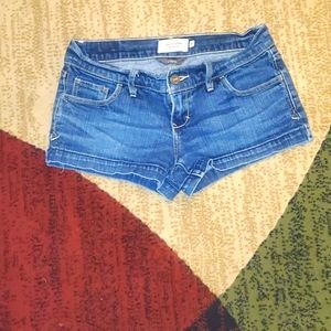 Abercrombie short jean shorts size 0